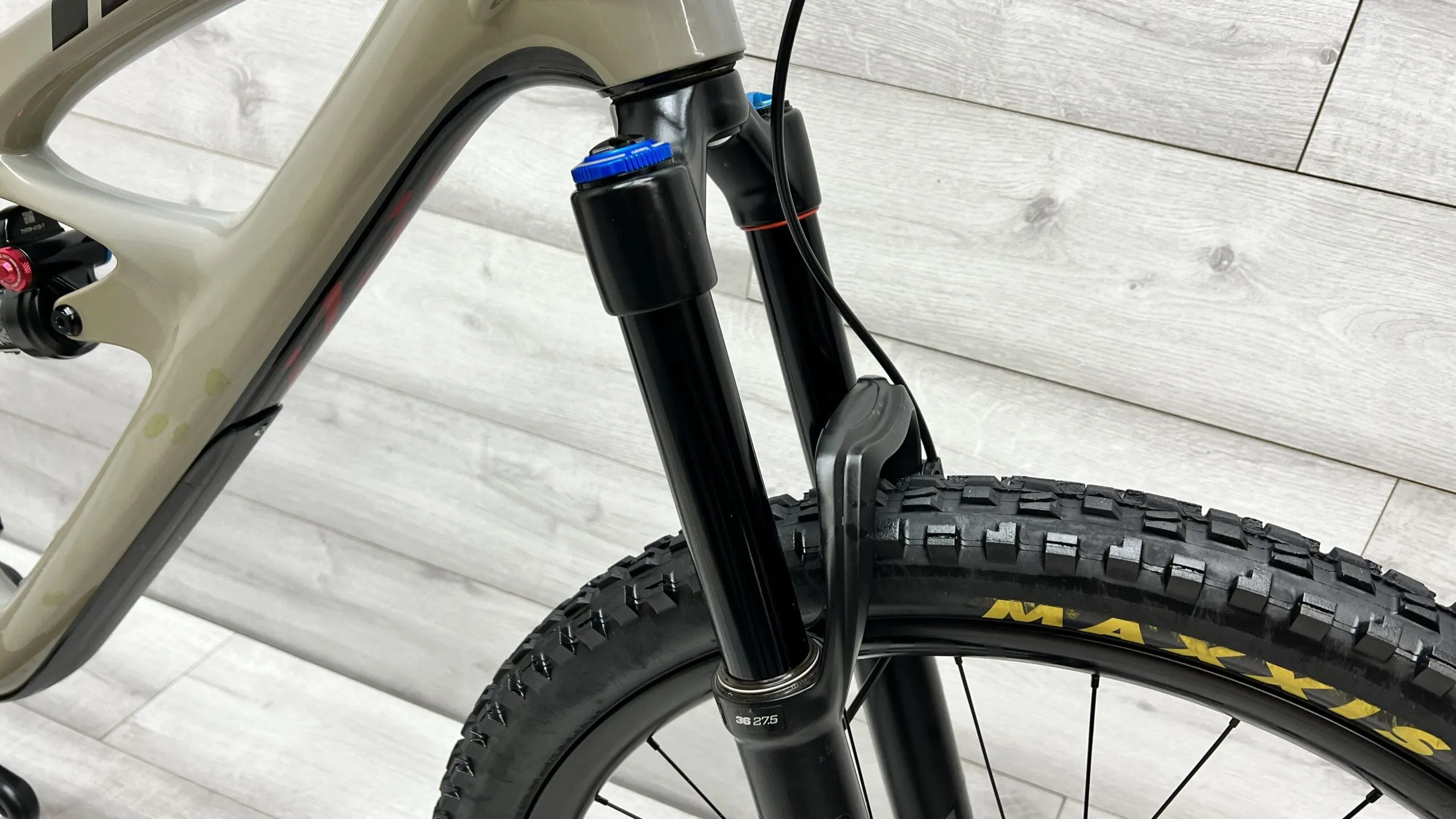 2020 Ibis Mojo HD5  Mountain Bike - Medium