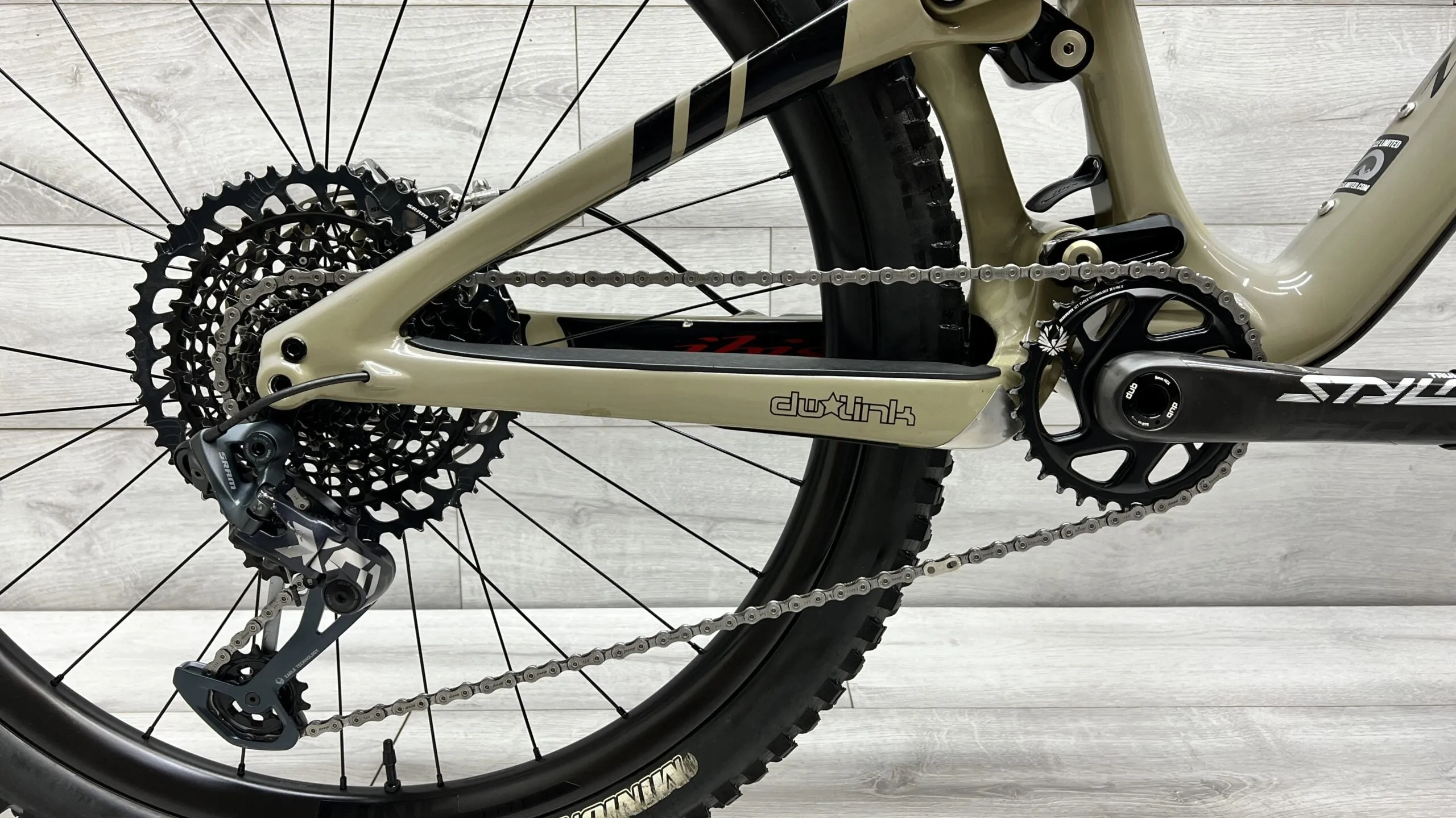 2020 Ibis Mojo HD5  Mountain Bike - Medium