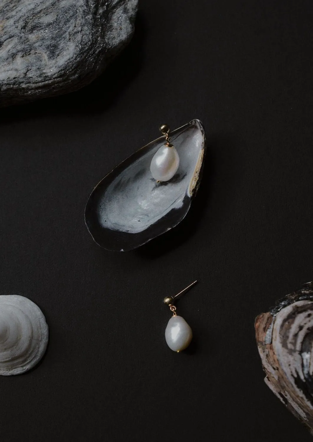 Baroque Pearl Drop Earrings