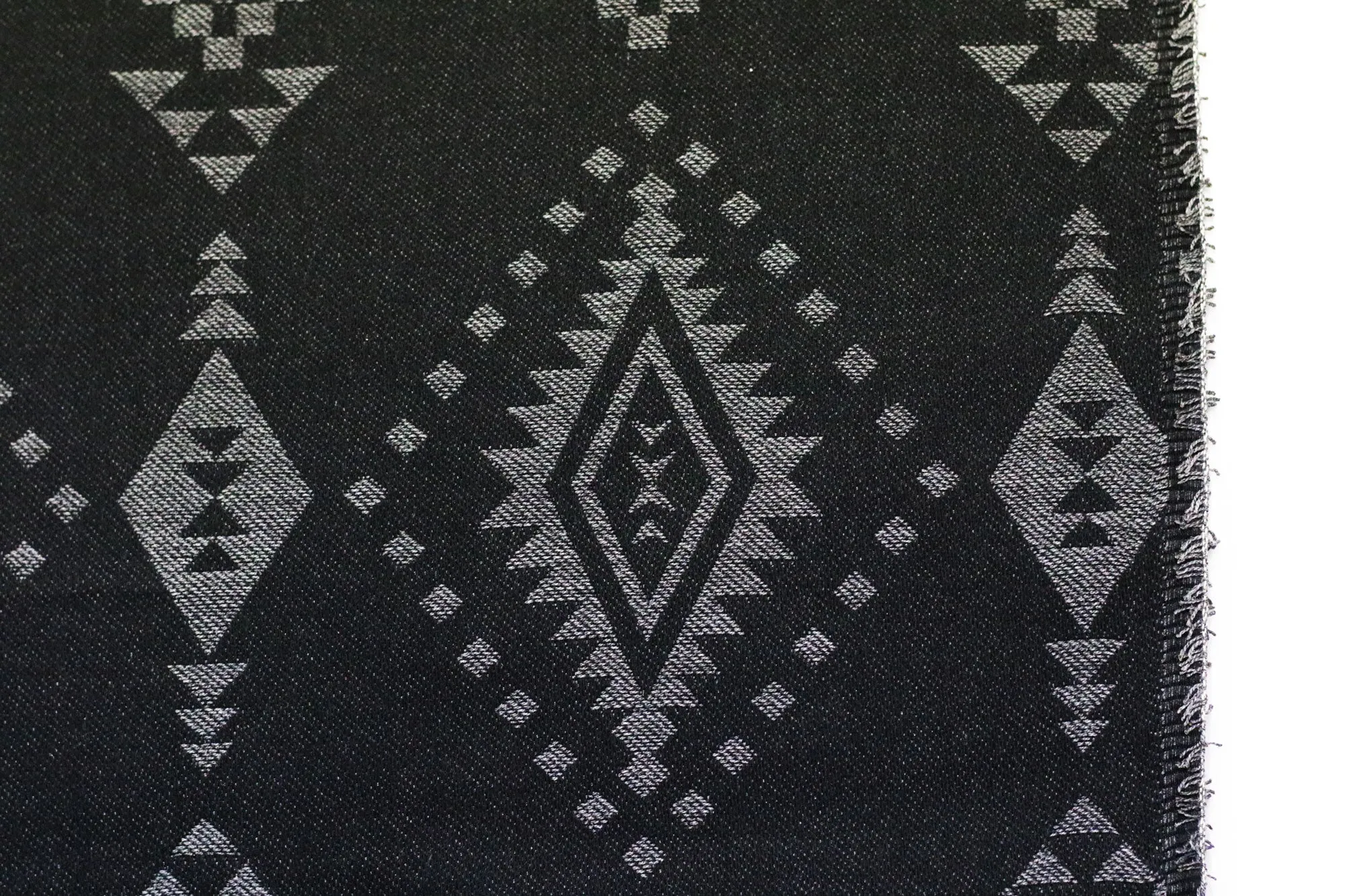 BLACK NATIVE AMERICAN JACQUARD.